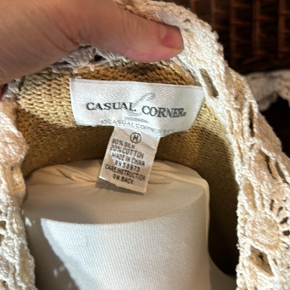 Casual Corner retro cottage core cardigan - Picture 5 of 5